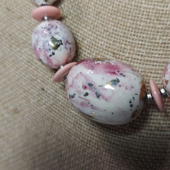 Necklace White Pink with painted designs Glass Beads 18" Japan - Picture 3 of 8